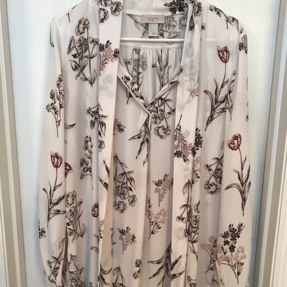 LOFT Blouse - Picture 2 of 4